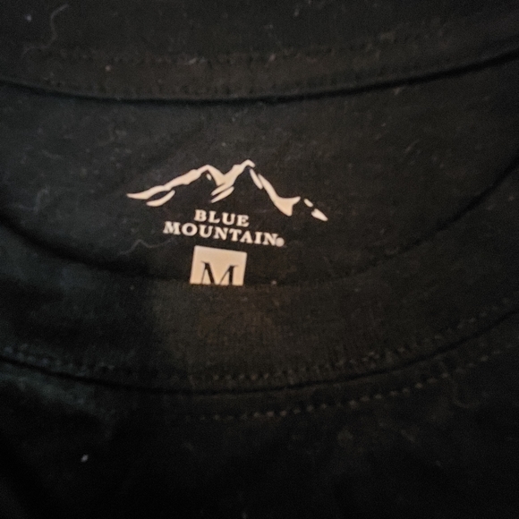 3/$25 Blue Mountain Youth Medium Black Tee. NWOT - Picture 2 of 3